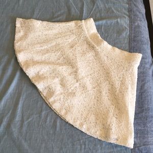 Forever 21 white lace mini skirt size S